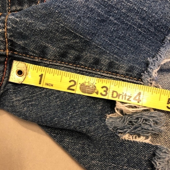 Levi’s 515 Jean Shorts - Picture 7 of 7